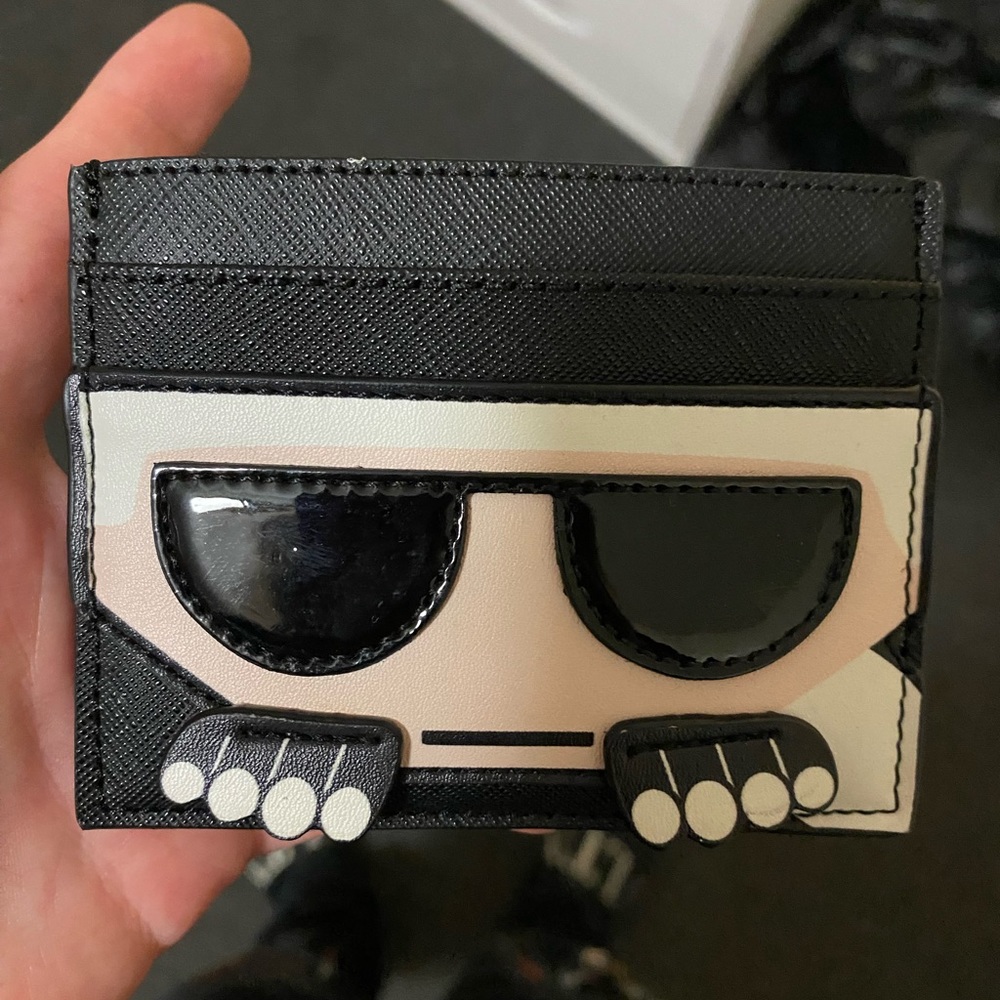 Karl lagerfeld card holder